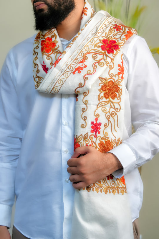 ‘Gulmarg' Ivory Bloom