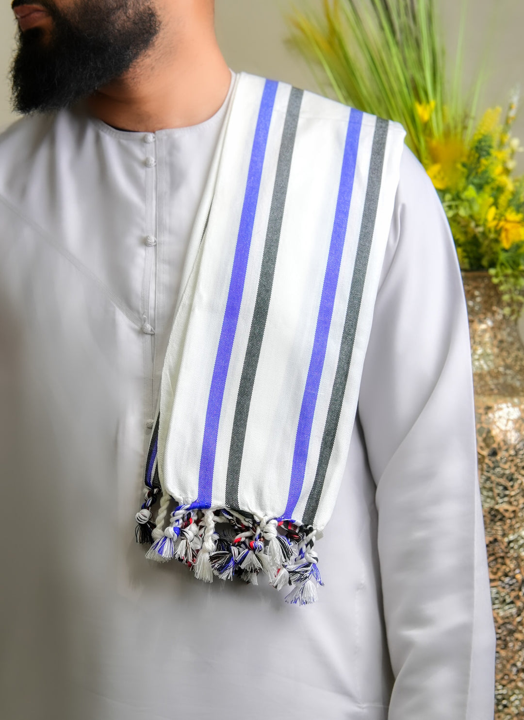 ‘Kassim’ Pearl White Scarf